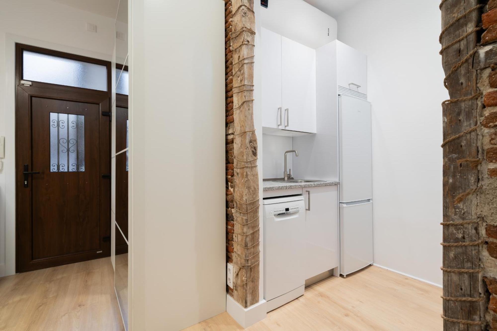 Loft Para 4 Personas En Cuatro Caminos Alquiler Temporal Madrid Ngoại thất bức ảnh